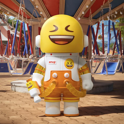 POP MART MEGA SPACE MOLLY 100% × emoji Series 1PC/9PCS POPMART Blind Box Action Figure Cute Toy